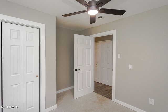 1002 Park Lane, Toledo, OH 43615
