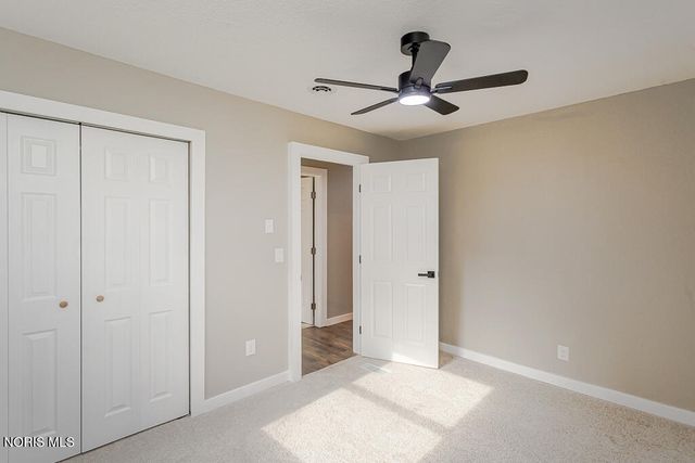 1002 Park Lane, Toledo, OH 43615