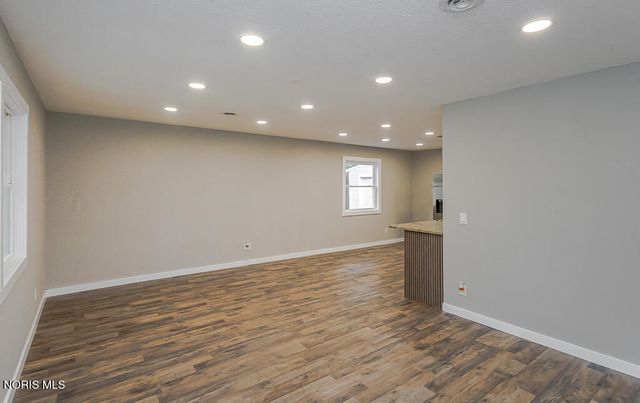 1002 Park Lane, Toledo, OH 43615