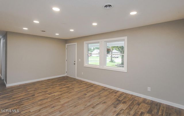1002 Park Lane, Toledo, OH 43615