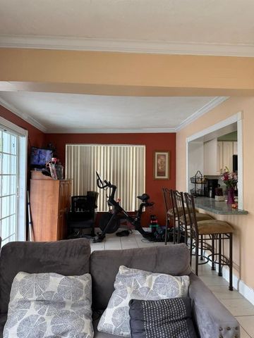 7928 N Juniper Street, Miramar, FL 33023