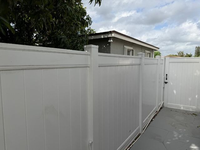 7928 N Juniper Street, Miramar, FL 33023