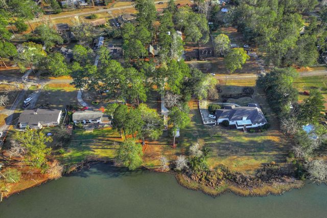 134 Lake Bluff Drive, Waynesboro, GA 30830