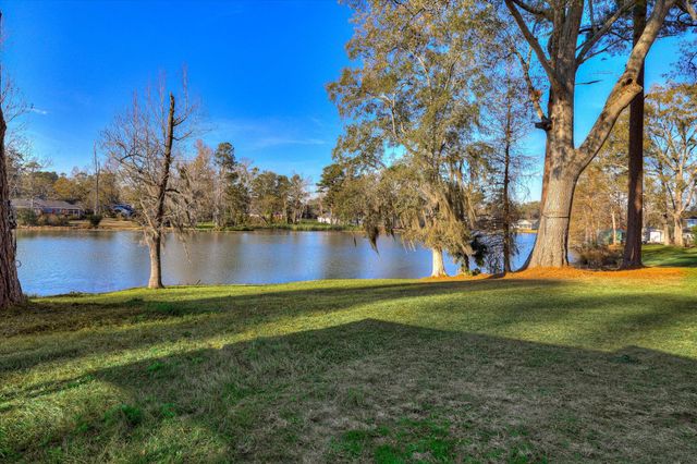 134 Lake Bluff Drive, Waynesboro, GA 30830