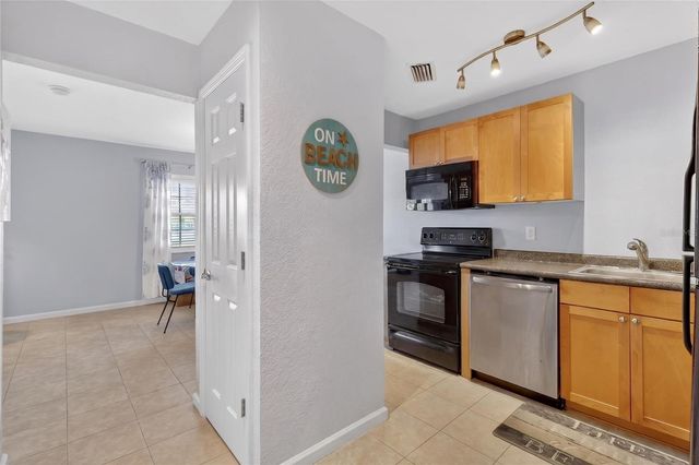 4754 COBIA DRIVE SE D, St Petersburg, FL 33705