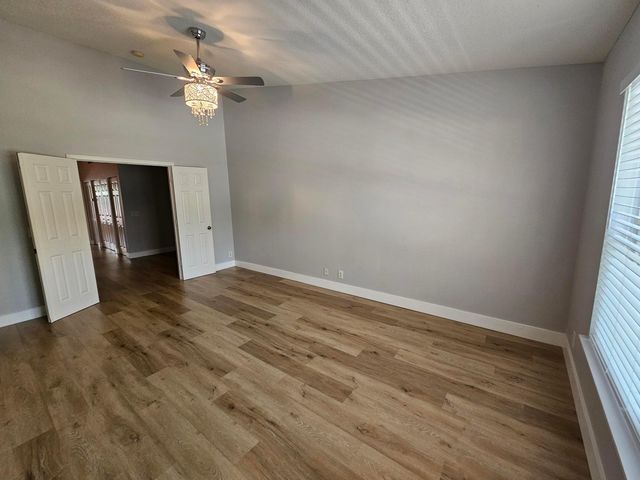 9749 Porta Leona Lane, Boynton Beach, FL 33472