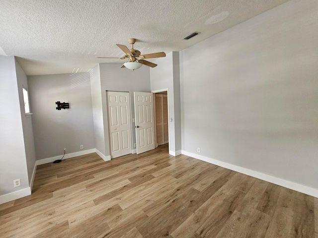 9749 Porta Leona Lane, Boynton Beach, FL 33472