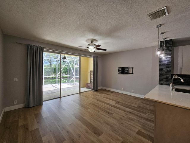9749 Porta Leona Lane, Boynton Beach, FL 33472