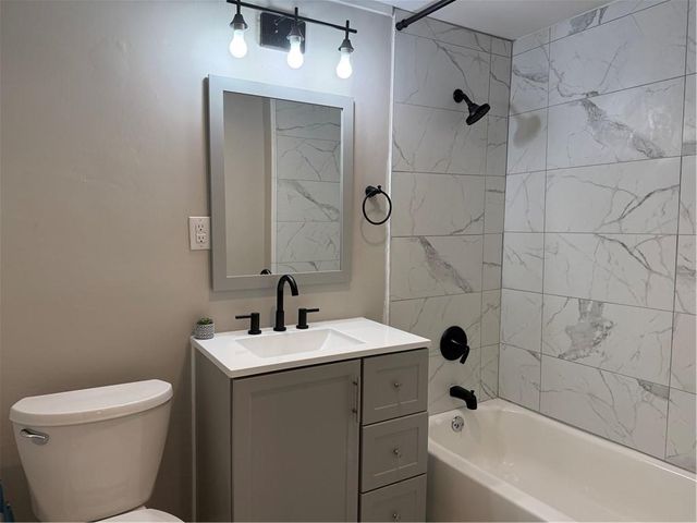 2612 Longleaf Drive, Mobile, AL 36693