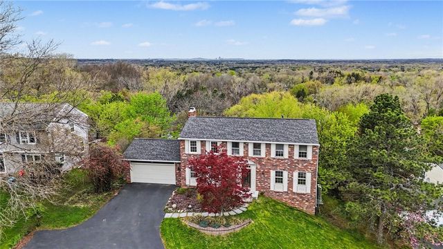 51 Selborne Chase, Perinton, NY 14450