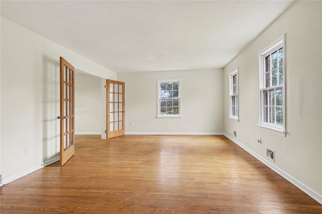 51 Selborne Chase, Perinton, NY 14450
