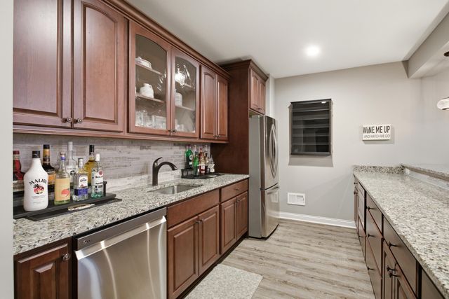 55362 Trevino Drive, Macomb Twp, MI 48042