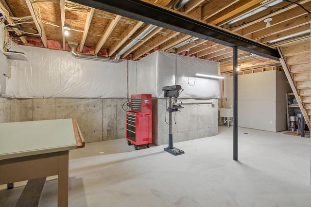 55362 Trevino Drive, Macomb Twp, MI 48042