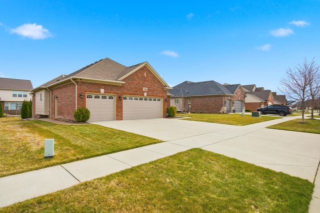 55362 Trevino Drive, Macomb Twp, MI 48042