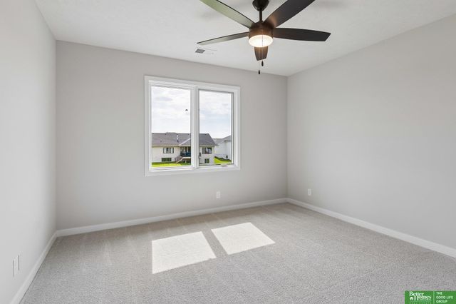 5719 N 199th Street, Elkhorn, NE 68022
