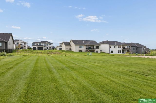 5719 N 199th Street, Elkhorn, NE 68022