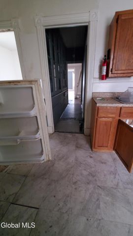 123 Clinton Street, Albany, NY 12202