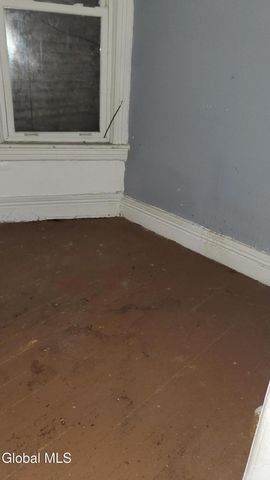 123 Clinton Street, Albany, NY 12202
