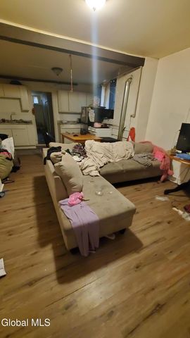 123 Clinton Street, Albany, NY 12202