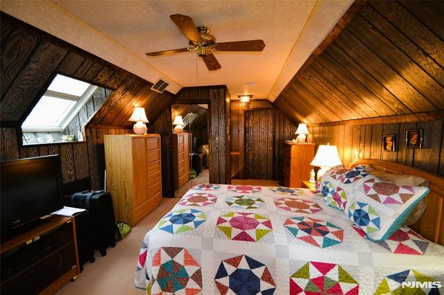 16 Essex Street, Clifton, NJ 07014