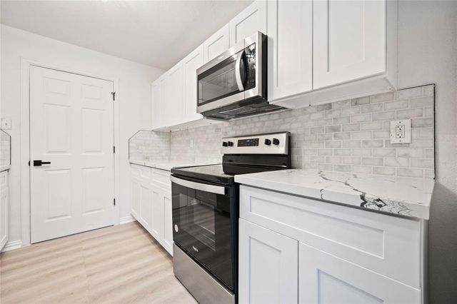 2423 Lucas Street A-B, Houston, TX 77026