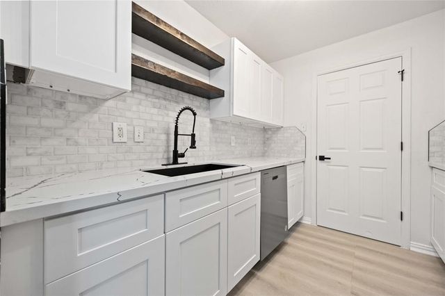 2423 Lucas Street A-B, Houston, TX 77026