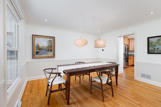 1441 Calcutta Lane, Naperville, IL 60563