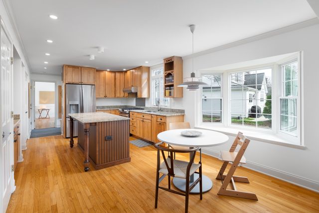 1441 Calcutta Lane, Naperville, IL 60563