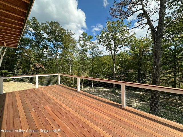 801 Rodman Road, Hillsdale, NY 12529