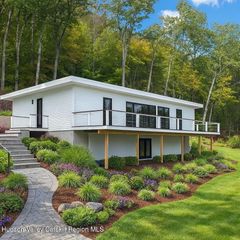801 Rodman Road, Hillsdale, NY 12529