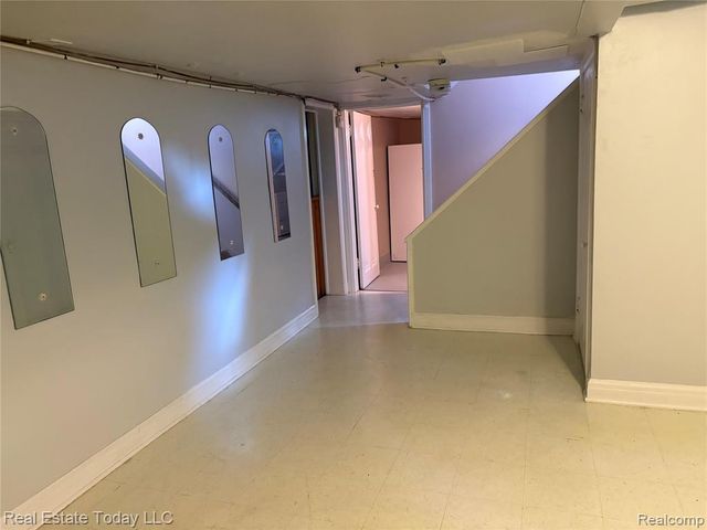 3529 Sherbourne Road, Detroit, MI 48221