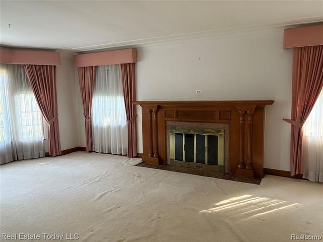 3529 Sherbourne Road, Detroit, MI 48221