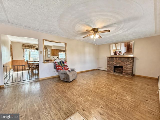 420 LINCOLN ST, Northumberland, PA 17857