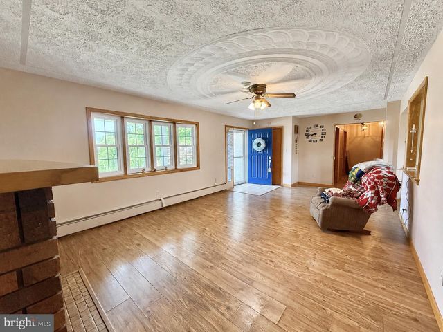 420 LINCOLN ST, Northumberland, PA 17857