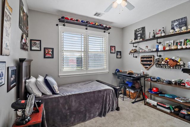 9407 St Croix Way, Mont Belvieu, TX 77523