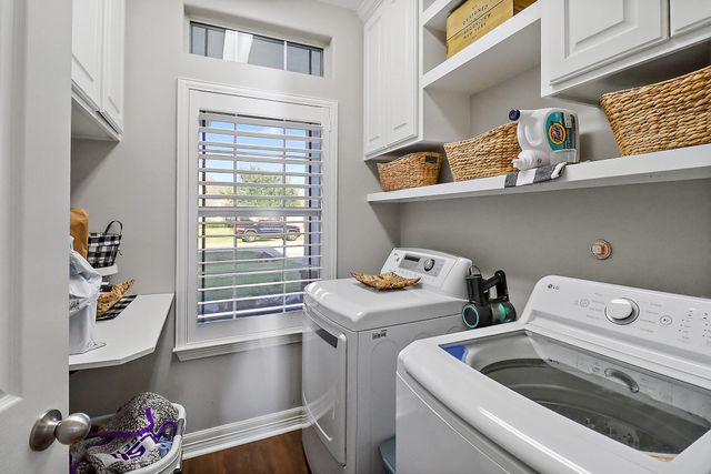 9407 St Croix Way, Mont Belvieu, TX 77523