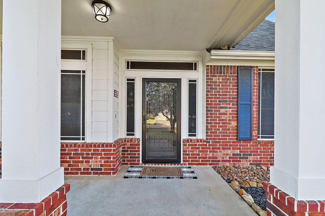 9407 St Croix Way, Mont Belvieu, TX 77523