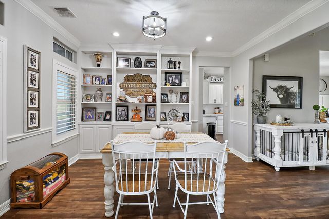 9407 St Croix Way, Mont Belvieu, TX 77523