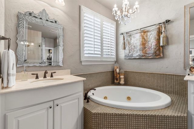 4021 Winsor Drive, Farmers Branch, TX 75244