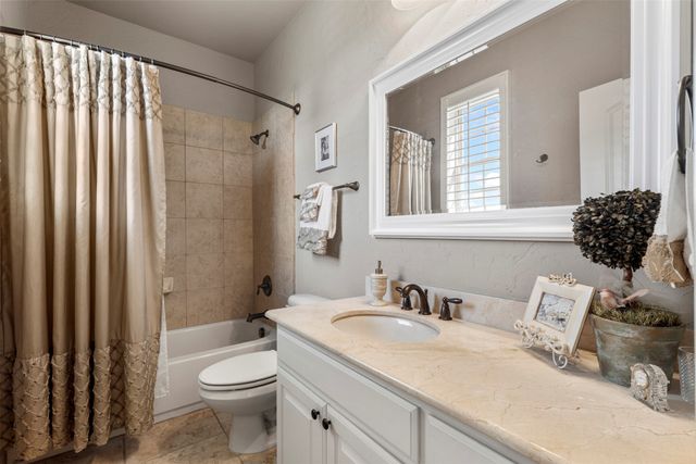 4021 Winsor Drive, Farmers Branch, TX 75244