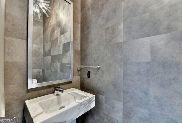 1080 Peachtree Street NE 703, Atlanta, GA 30309