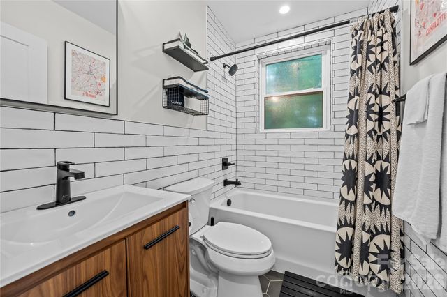 3021 Dogwood Avenue, Charlotte, NC 28206