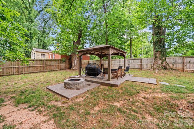 3021 Dogwood Avenue, Charlotte, NC 28206