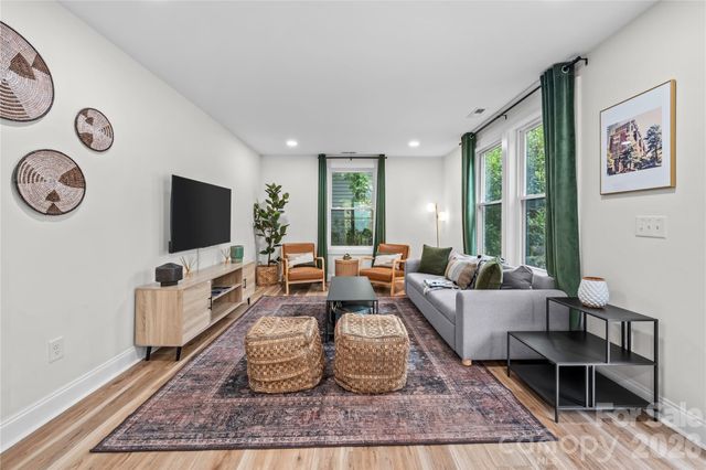 3021 Dogwood Avenue, Charlotte, NC 28206