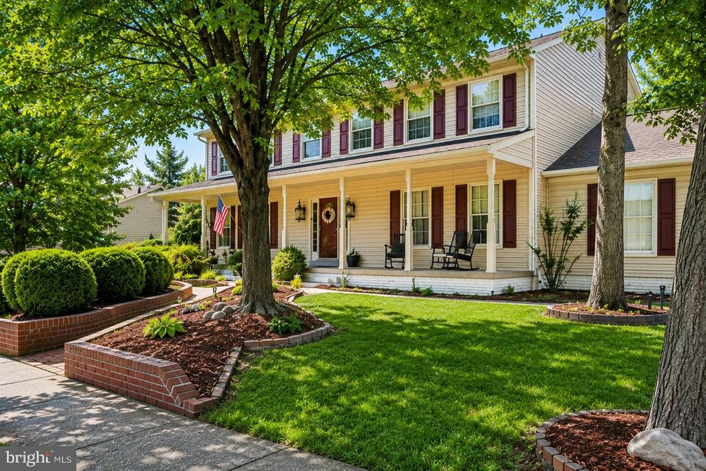 108 BRIARWOOD CT, Sterling, VA 20164