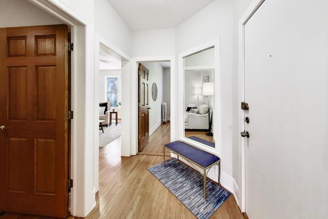 5251 N Winthrop Avenue 2, Chicago, IL 60640