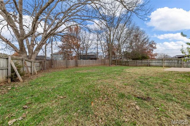 206 Split Rail Drive, Wentzville, MO 63385