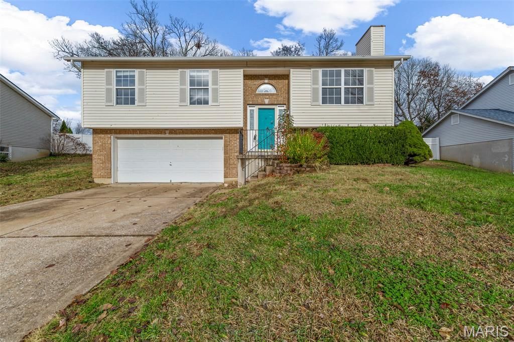 206 Split Rail Drive, Wentzville, MO 63385