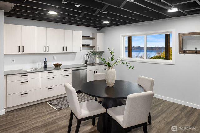 1298 SW 301st Street, Federal Way, WA 98023