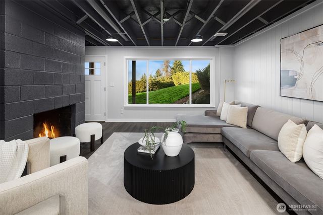 1298 SW 301st Street, Federal Way, WA 98023